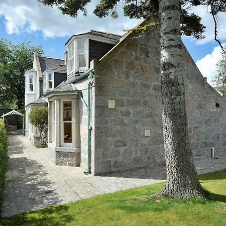 バラター Schoolhouse Bed & Breakfast エクステリア 写真